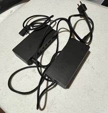 Microsoft 1661 Surface Pro Dock Station With/ 1749 AC ADAPTER Pro 3/4 /5/6/7/8