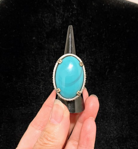 2010 Avon Statement Faux Turquoise Big Bold Ring With Inner Adjustable Ring