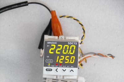 YAMATAKE SDC15 TEMPERATURE CONTROLLER C15TV0RA0300 FREE SHIP