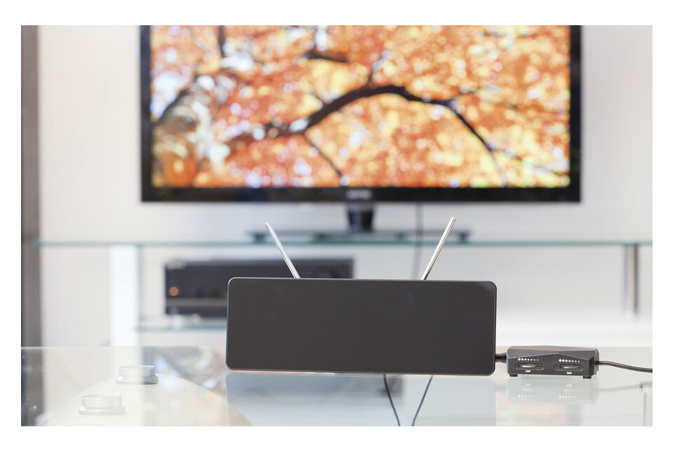 Digitech Digital Antenna with Amplifier Indoor Flat Panel UHF/VHF