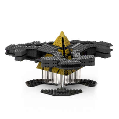 Primary Capital Ship Attack Vessel Mothership with Display Stand 686 Pieces