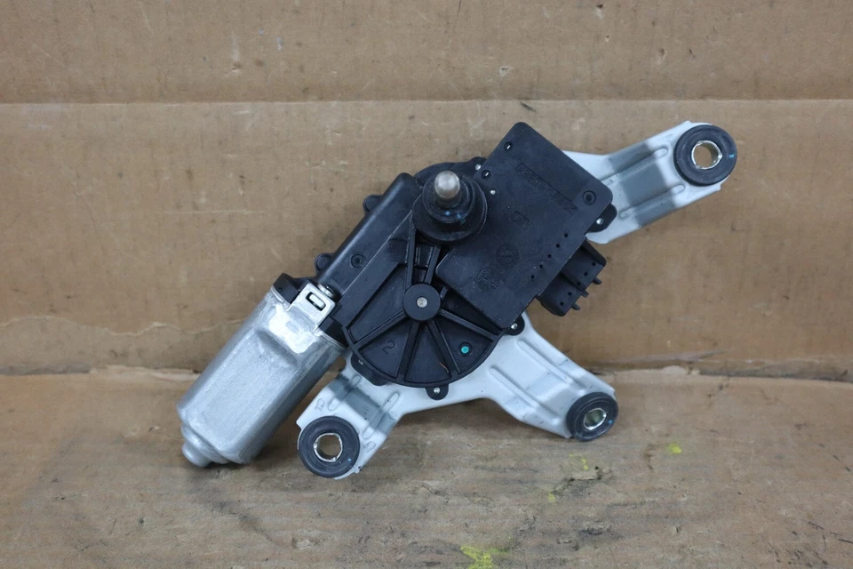 2010 2011 2012 2013 2014 2016 Cadillac SRX Rear Window Wiper Motor OEM 15949229 - Image 3 of 4