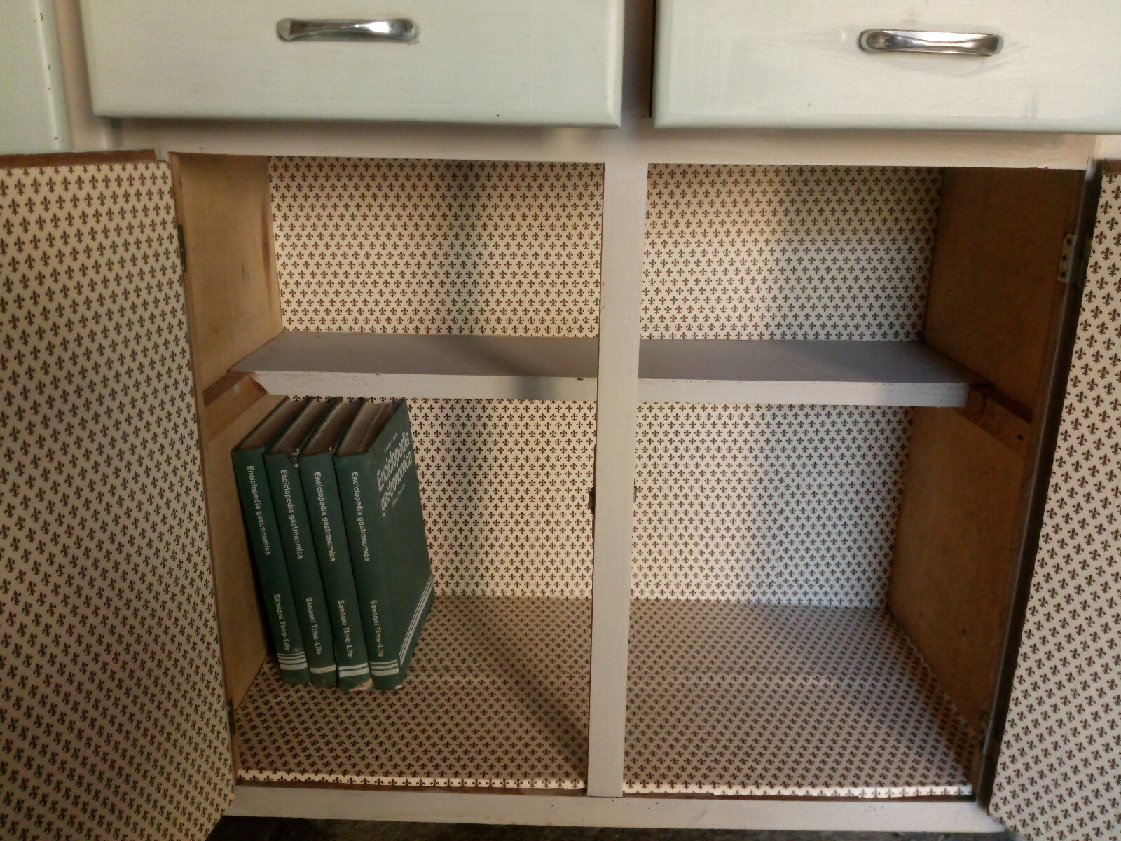 Credenza in legno vintage anni 50. Restaurata come nuova eBay