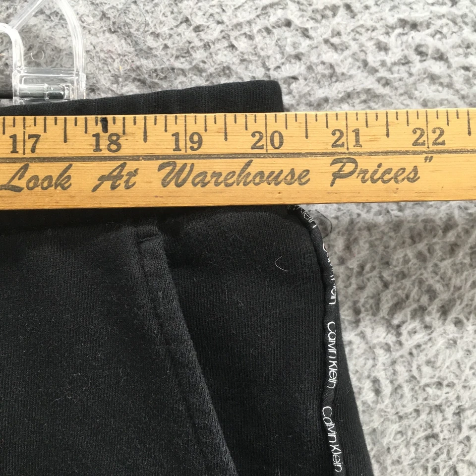 Calvin Klein Sweatshorts Mens (actual 40x6.5) Black High Rise Drawstring Pocket - Image 4 of 4