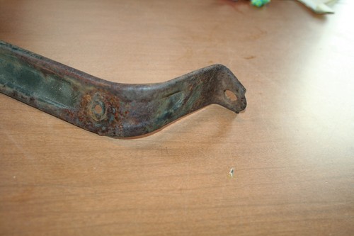 Honda ATC 185 Rear Fender Brace Support Bracket OEM  - Foto 4 di 12