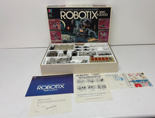 Vintage 1984 Milton Bradley Robotix R-2000 Mo...