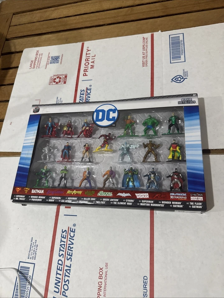 Jada * Juego de 20 piezas de DC Comics Wave 1 * Mini figuras de metal nano 1 2/3" Foto 4 de 4