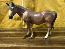 Old Monrovia  Hagen Renaker DW Chestnut Forever Amber w/ Original Sticker As-Is