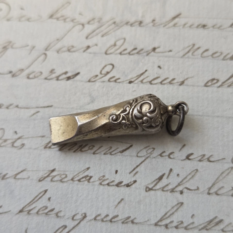Pendentif Argent Sifflet Miniature Ancien Vers 1900 XIXè Silver Charm Pendant - Photo 3/4