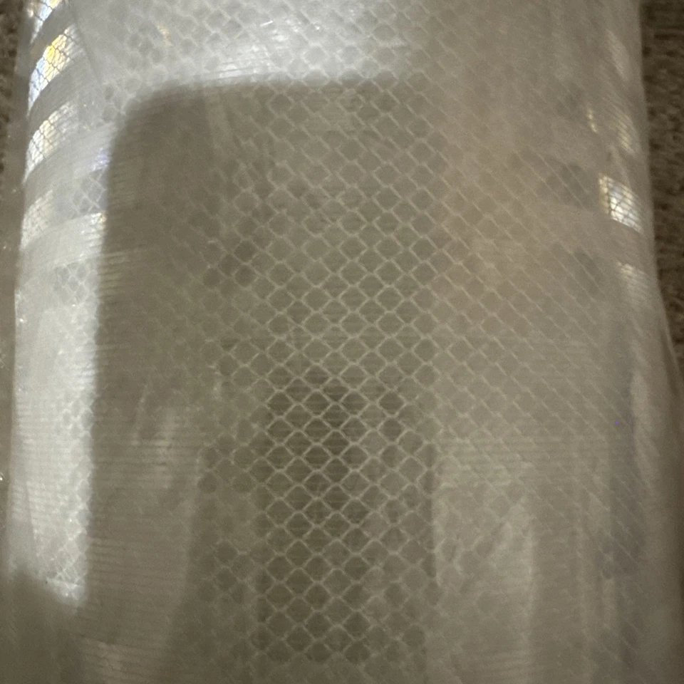 3M WHITE PRISMATIC REFLECTIVE VINYL PUNCHED TRACTOR FEED 15” X 50 Yards - Image 3 of 3