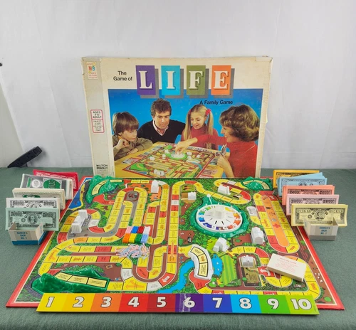 Milton Bradley The Game of Life A Family Game 1977 Complete Vintage Board Game