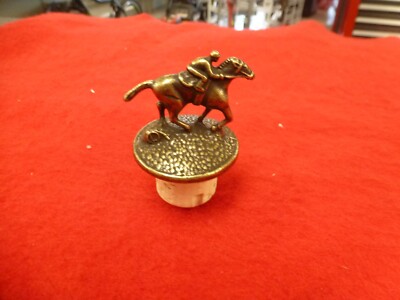 Blanton s Bourbon Bottle Stopper Letter  L 