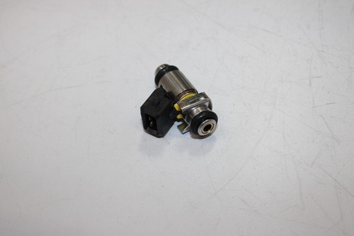 Mercury Quicksilver Fuel Injection Part Number 861260T - Picture 3 of 4