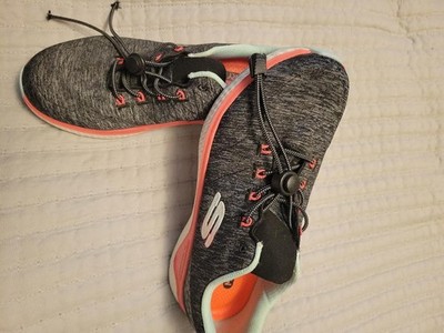 WOMENS ATHLETIC SKETCHERS SHOES, SIzE 8