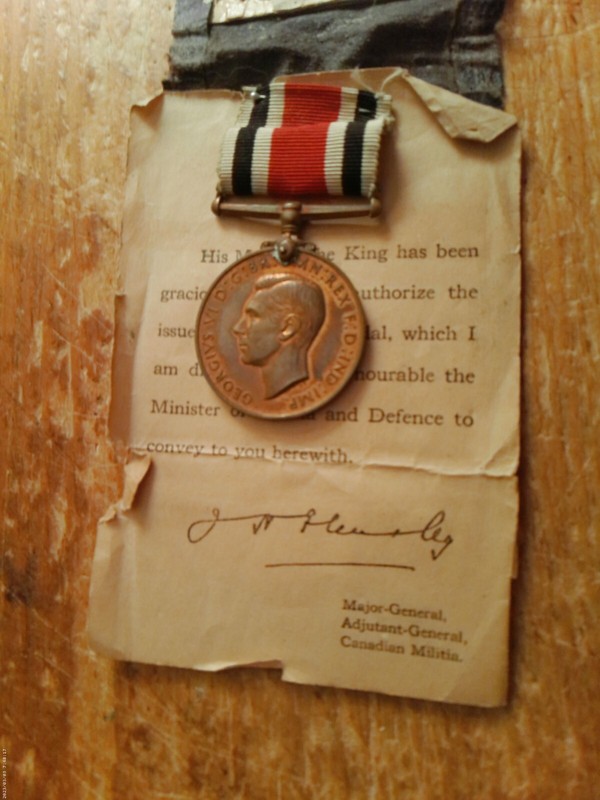 CANADIAN MILITIA SPECIAL CONSTABULARY LONG SERVICE MEDAL WITH BOX - NAMED