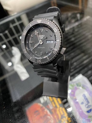 Seiko 5 Sports 4R36-07G0 Day Date Stainless Steel Automatic Mens 