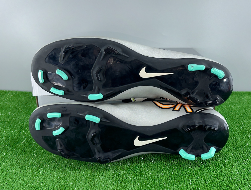 Nike Mercurial Victory V CR7 FG 684863-003 US12 UK11 Grey Nike Mercurial Victory V CR7 FG 684863-003 US12 UK11 Grey