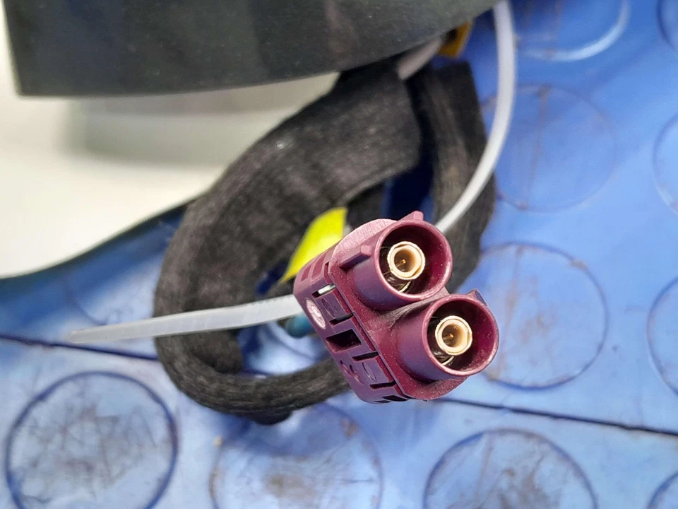 2014-2017 Buick Regal радио антенна в сборе серый GLJ OEM 22972172 - Изображение 4 из 4