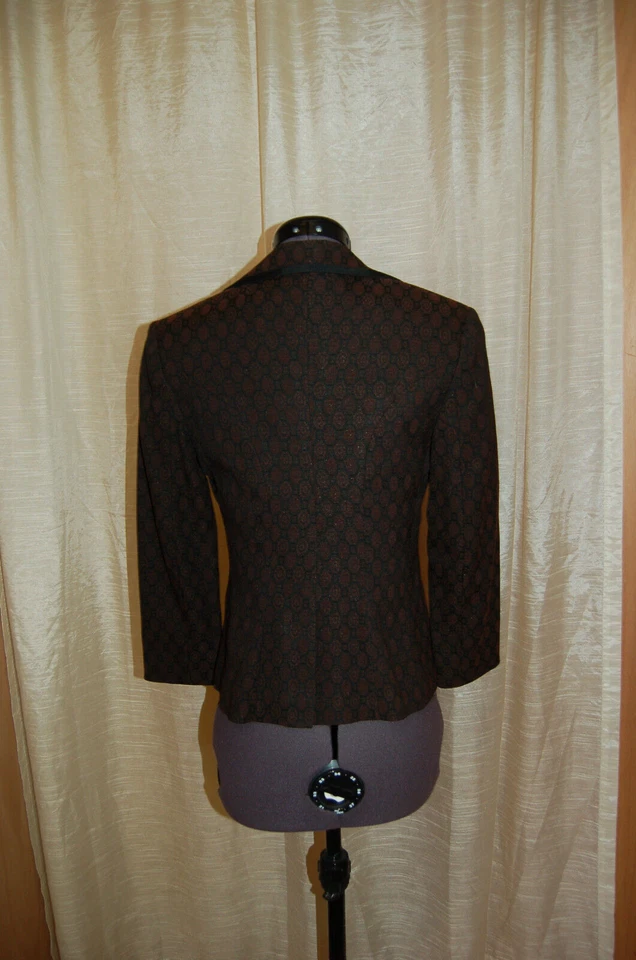 Nanette Lepore Black/Maroon Jacket Size 2 "Excellent condition" Made in USA - Image 4 of 4