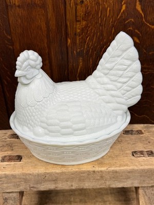 Hervorragender Vintage figürlicher Eierkorb Huhn/Henne Milchglas Küche