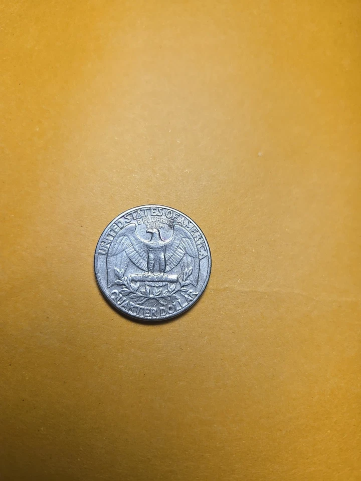 1970 D Doubled Die Revese Washington Quarter Error. Doubling Can Be Seen. - Image 2 of 4