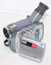 Canon ZR80 MiniDV Camcorder CLEAN- Bad sensor, but PLAYS TAPES, Parts or Repair 