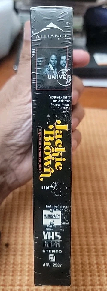 JACKIE BROWN VHS Factory Sealed & Stamped Tarantino DeNiro Grier New Watermarked - Image 2 of 4