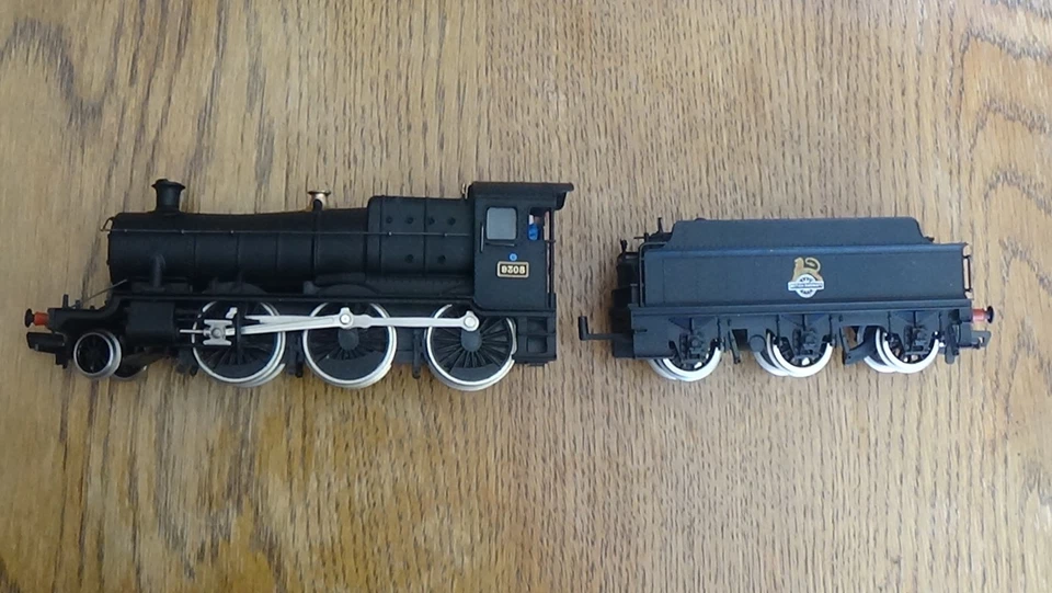 Bachmann 31-802 BR Black 93XX Class 2-6-0 Mogul Steam Locomotive 9308. BOXED. - Image 4 of 4