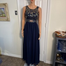 Perfect For Prom! B Darlin Sz 1/2