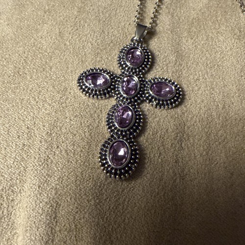 Love This Retro Pink Resin Cross Pendant Necklace - Picture 6 of 7
