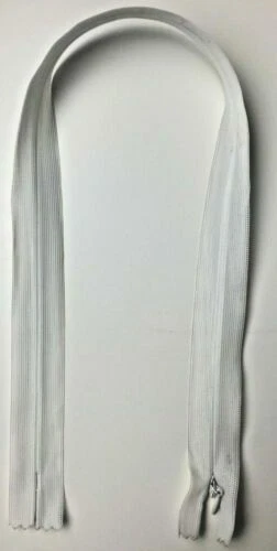 Cerniere bianchi per l'hobby del cucito