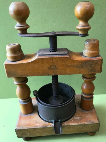 Ustensiles de cuisine de collection