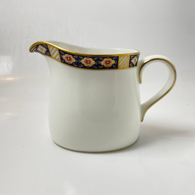 Royal Crown Derby Kedleston Sahnekännchen A.1315 English Bone China 1987