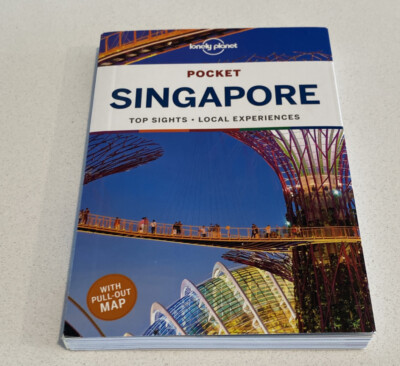 LONELY PLANET POCKET Book SINGAPORE w Map 1st Edition New
