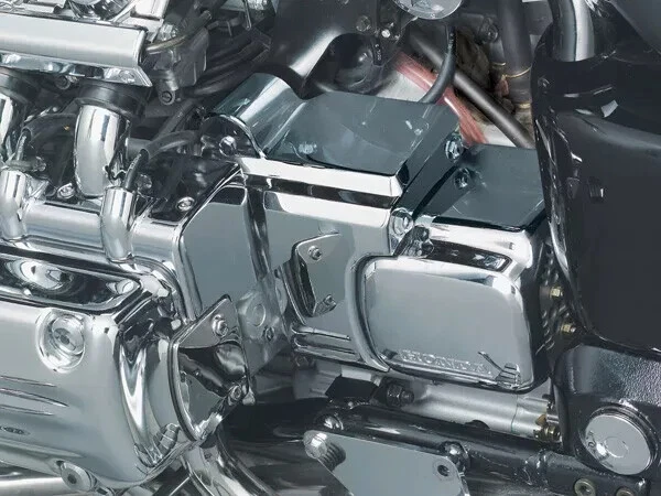Kuryakyn 7710 Transmission Cover Set Chrome Accent 97-04 Honda Valkyrie GL1500C - Image 3 of 3