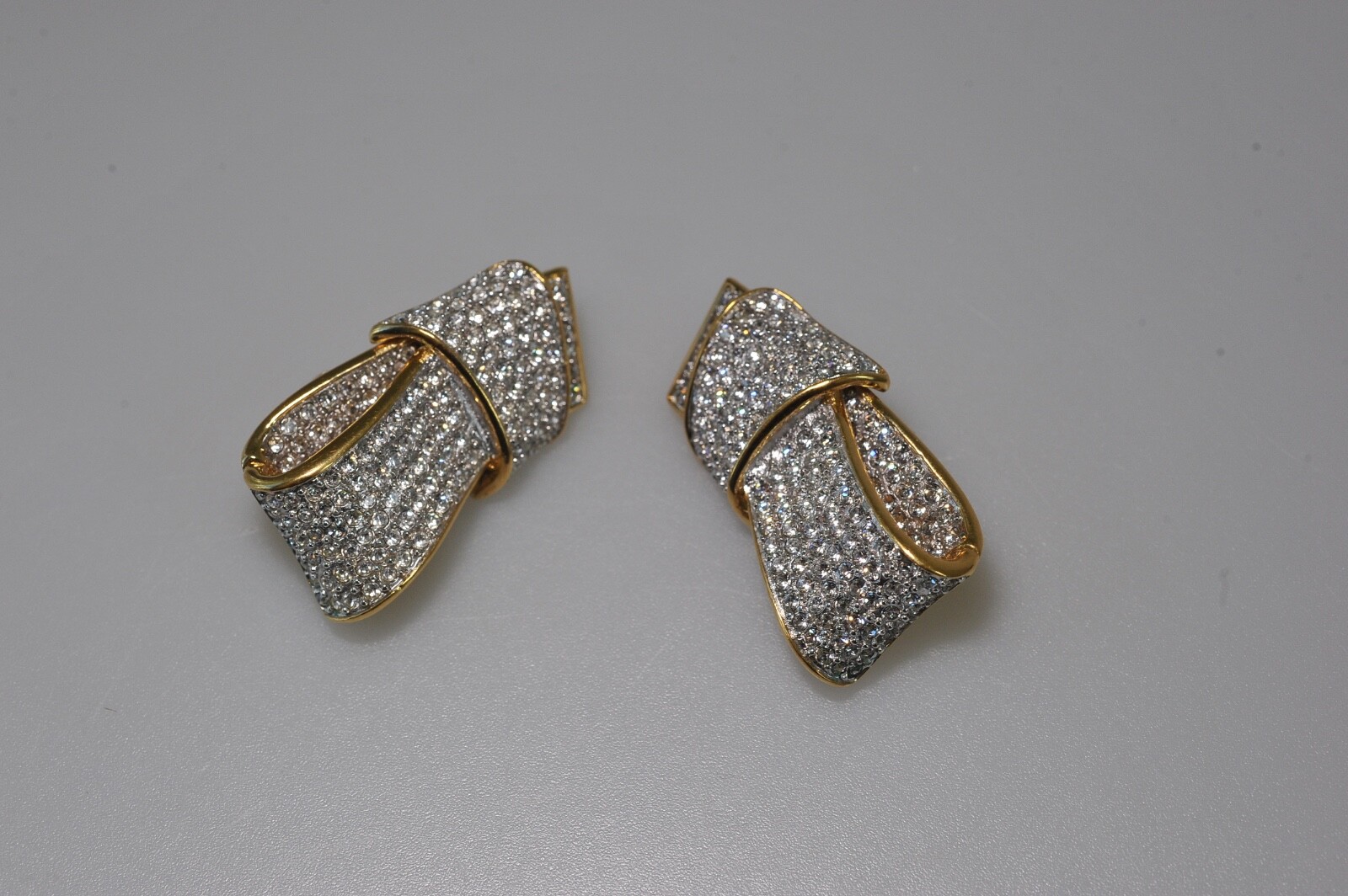 VTG GUY LAROCHE Paris Pave Rhinestone signed  LARGE clip earring bling  N11