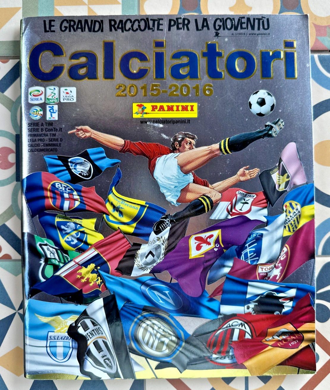 ALBUM CALCIATORI PANINI 2015/16 2015 2016 COMPLETO CON AGGIORNAMENTI MOLTO BELLO