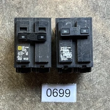 Square D HOM230 30 Amp 2 Pole Circuit Breaker Lot Of 2