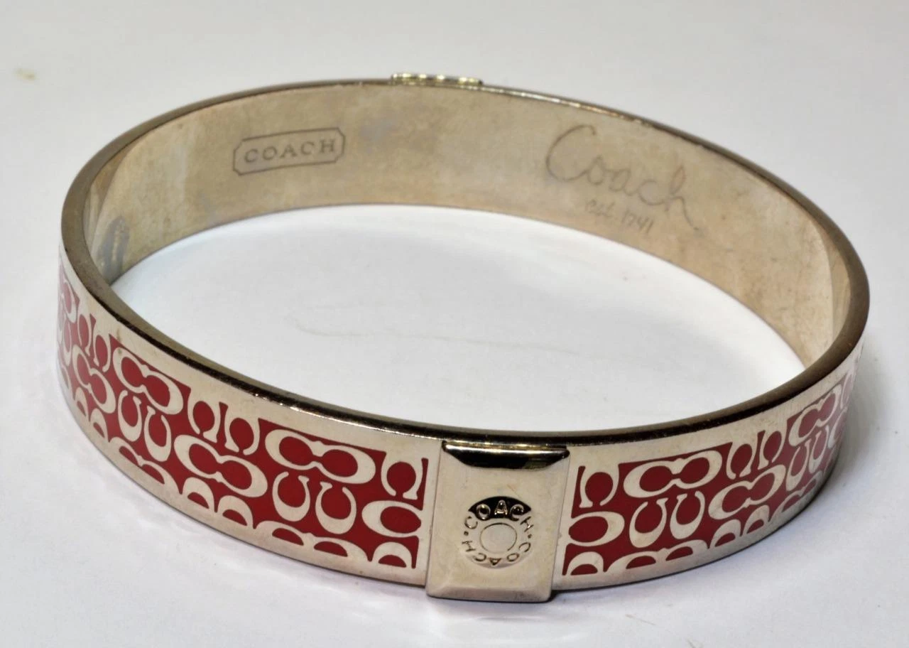 Braccialetto Firmato COACH Silvertone Smalto Rosa Firmato "C" 7 1 2"