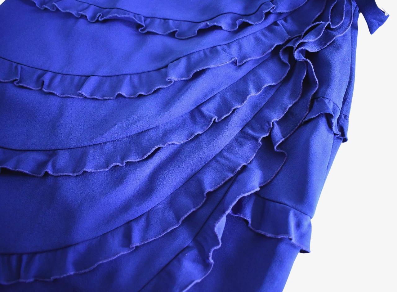 Abito da cocktail nuovo MOSCHINO ECONOMICO E CHIC blu SETA CON VOLANT IT 44 US 8 10 GB 12