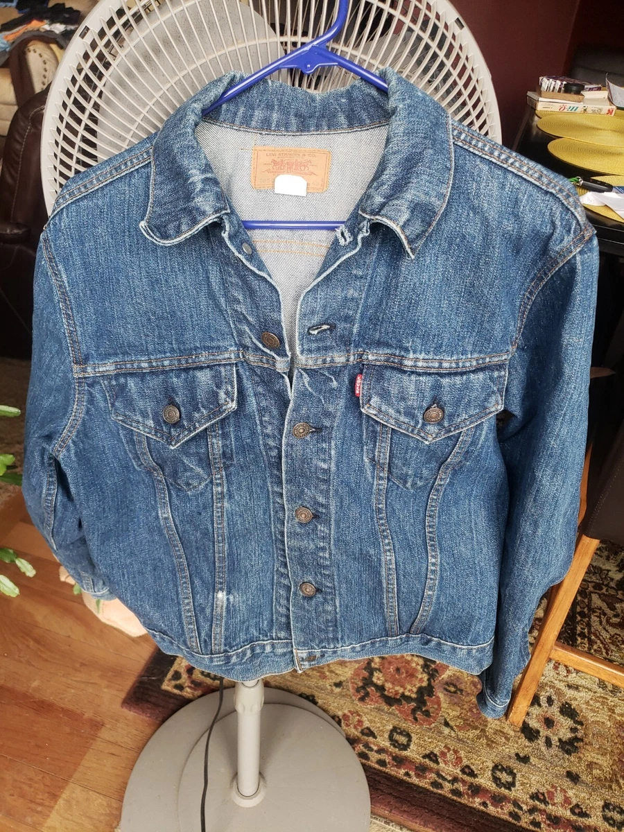 Vintage Levis Denim Trucker Jacket Size 42 70505 0217 Blue VTG Good Condition