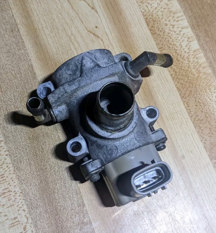 Subaru Legacy Impreza Idle Air Control Valve IAC 22650 Aa033 A33