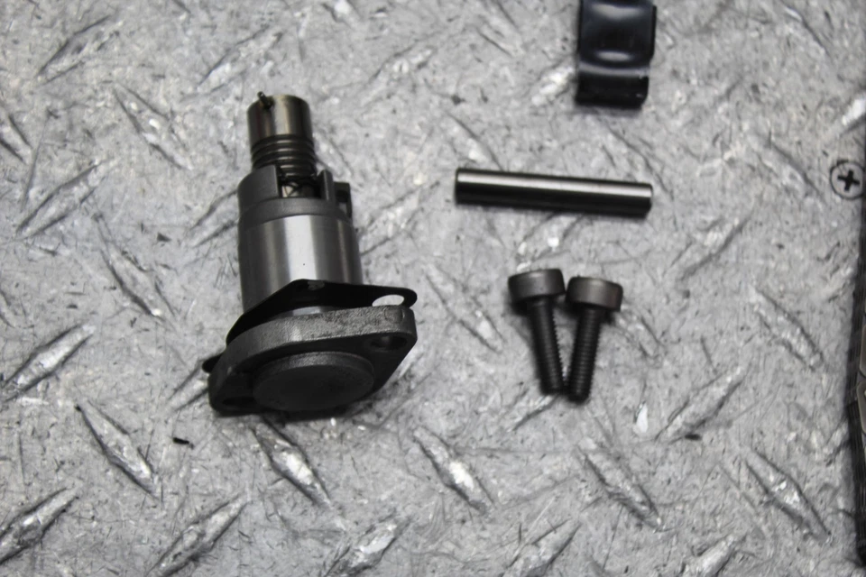 Yamaha YZF R6 2007 cadena de levas con guías Foto 2 de 4