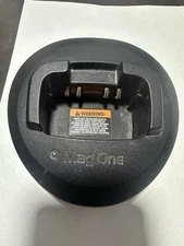 Motorola Mag One Charger PMLN5041A For BPR40 / BC130 Radios