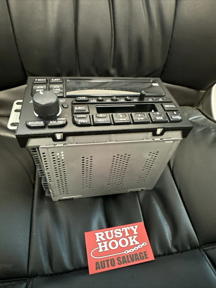 1996 - 2005 Buick Regal Park Avenue OEM Delco Factory Radio CD Tape 09366374 - Image 4 of 4