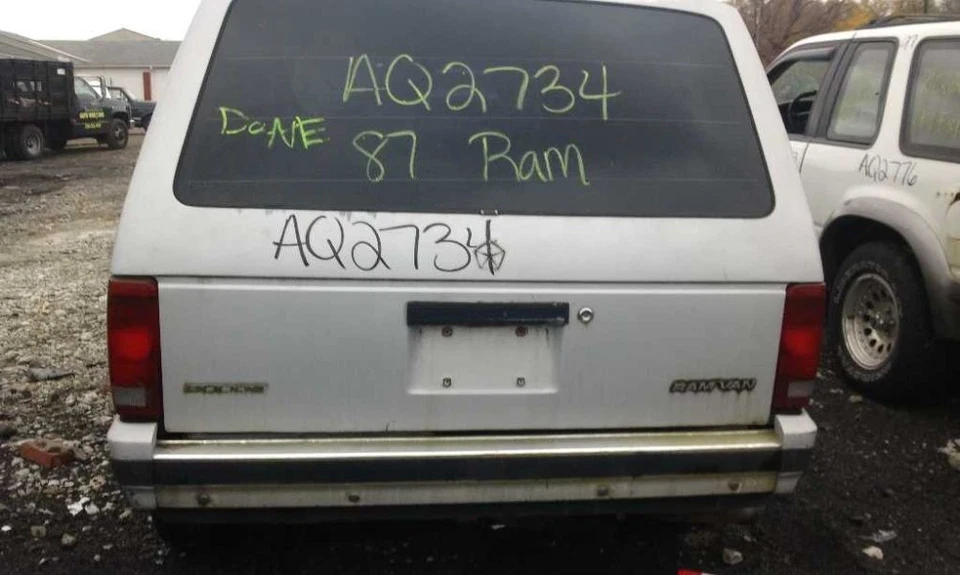 Automatic Transmission 4-153 2.5L Without Turbo Fits 87-89 CARAVAN 1207558 Foto 3 de 3