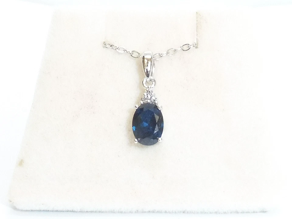 Colgante de diamantes y zafiro azul de 0,75 quilates de platino macizo 950 para dama Foto 4 de 4