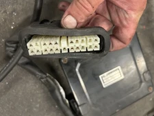 1983-1984 Kawasaki GPZ1100 Complete Fuel Injection System Throttle bodies 