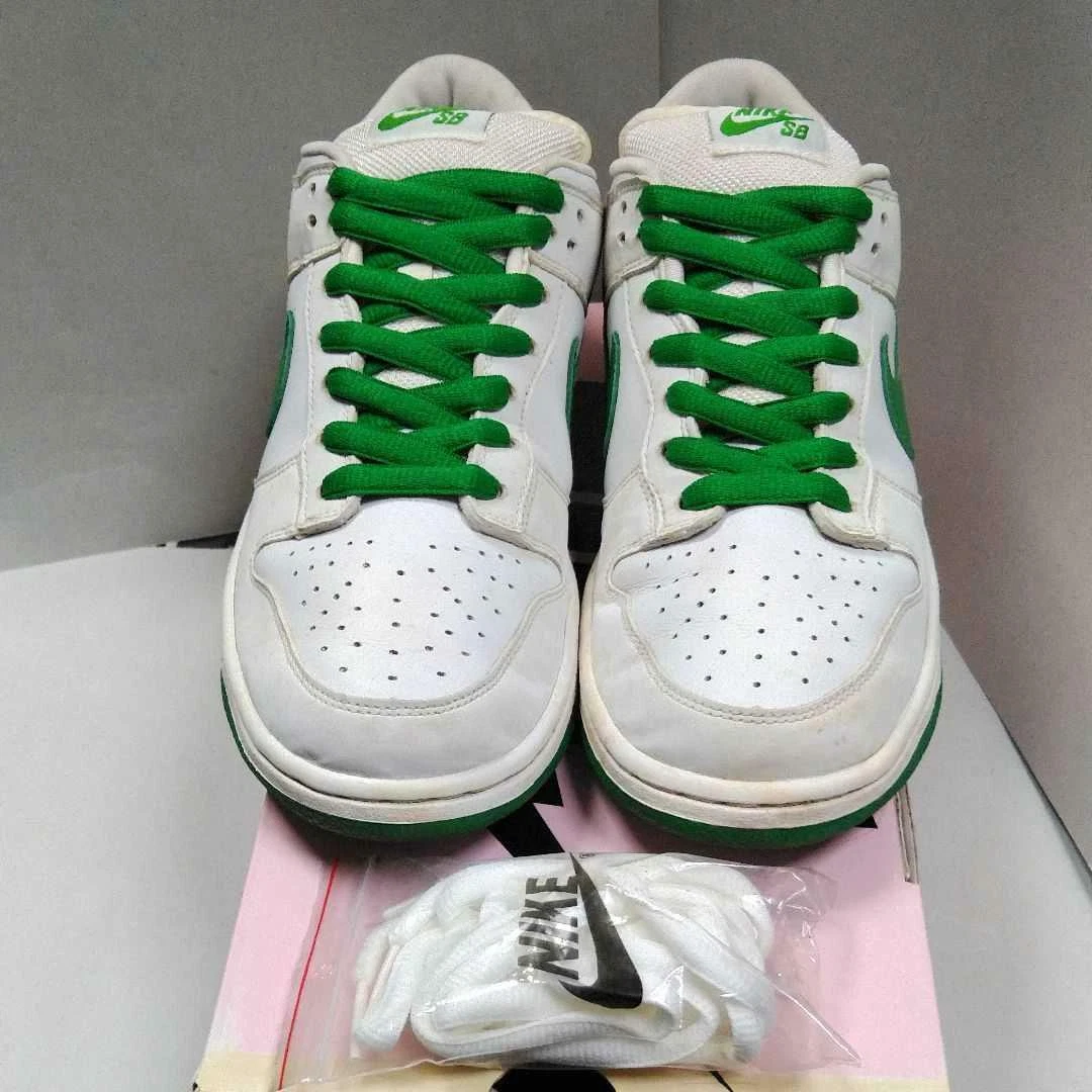 NIKE 2004 DUNK LOW PRO SB White x Green Men's Sneakers 27.5