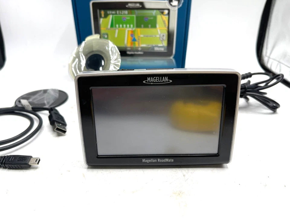 Magellan RoadMate 1440 Black 4.5 Inch Widescreen Portable GPS Navigator PARTS? - Image 2 of 4